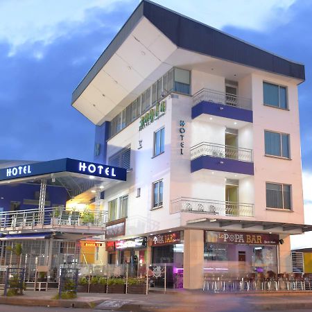 Hotel Bahia บิยาบิเซนซิโอ ภายนอก รูปภาพ