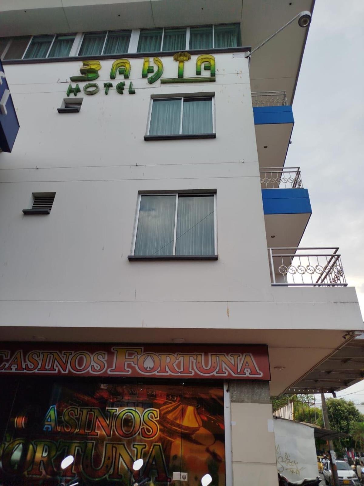 Hotel Bahia บิยาบิเซนซิโอ ภายนอก รูปภาพ